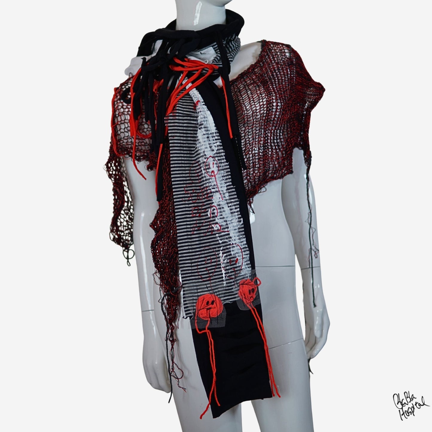 Face No.004 | Fabric Art Greyx Black border Design – Black Scarf