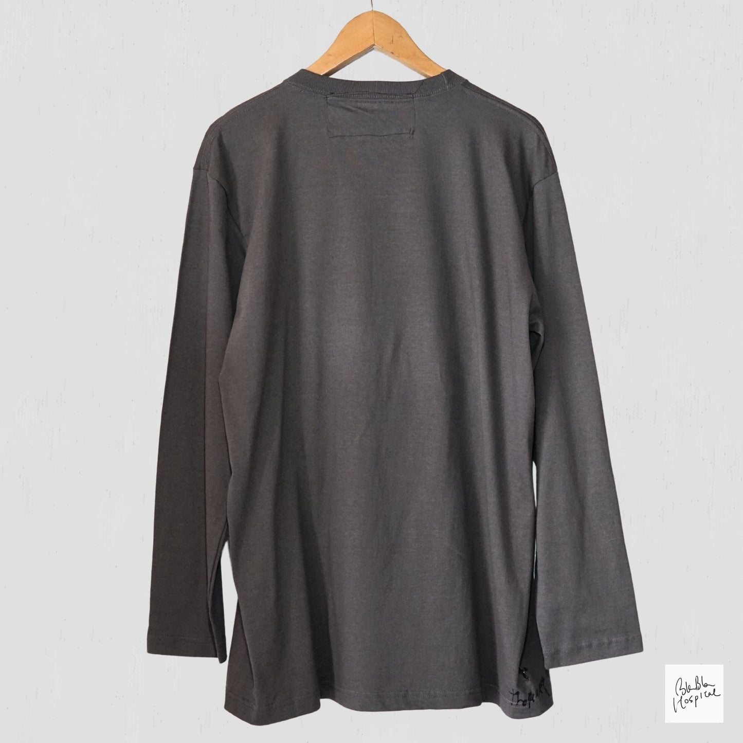アートニットパッチ 長袖Tシャツ