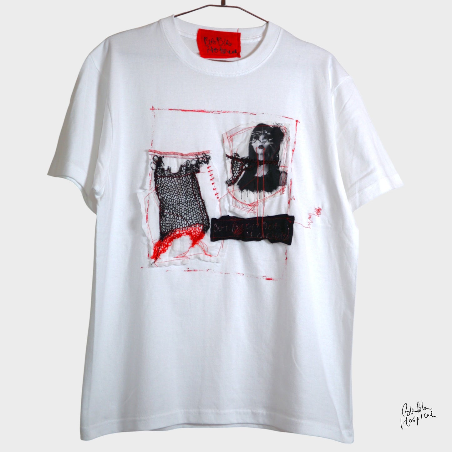 アートニットパッチデザイン ホワイトTシャツ