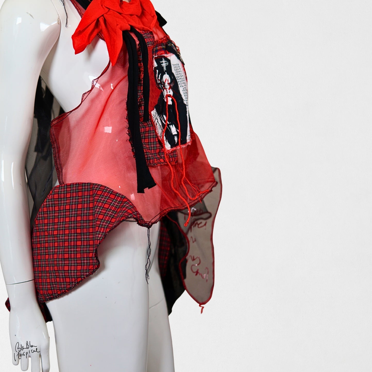 Heart No.005 | Layer – Pull Over Lightweight Sleeveless Top
