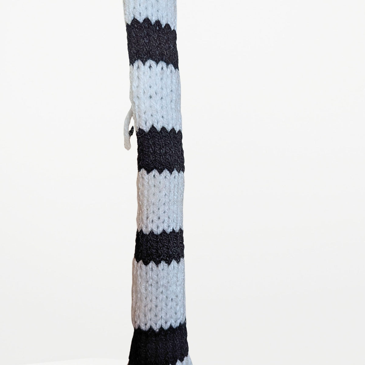 2 WAY SNAKE – Narrow Scarf Black and White