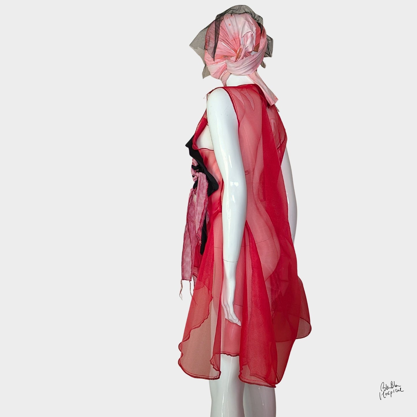 Red Air – No.04 | Sheer Red Organza Gingham  – Layering Piece