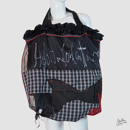 Carry the Whole Blabla World 00.3 | Yarn Ghosts - Art Tote Bag
