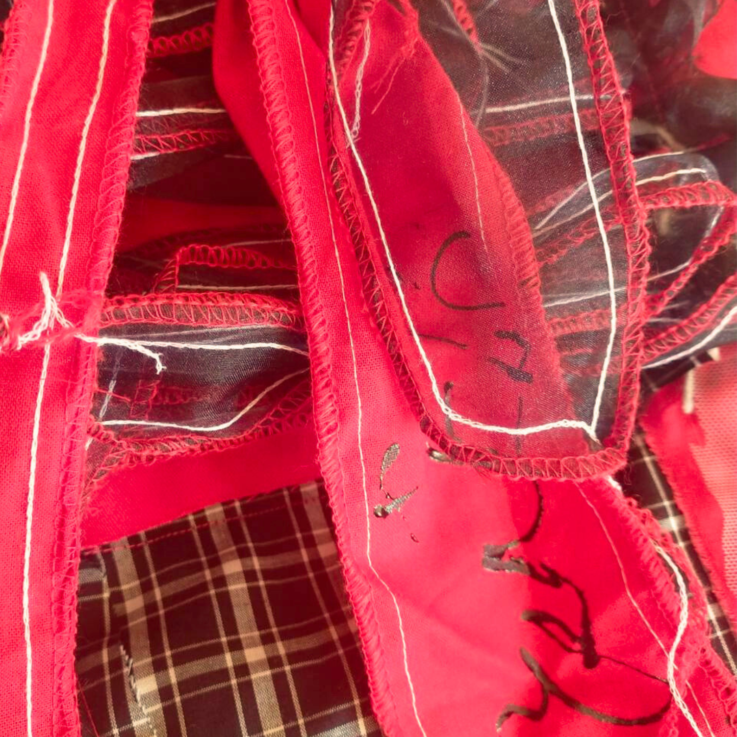 Carry the Whole Blabla World 00.3 | Yarn Ghosts - Art Tote Bag