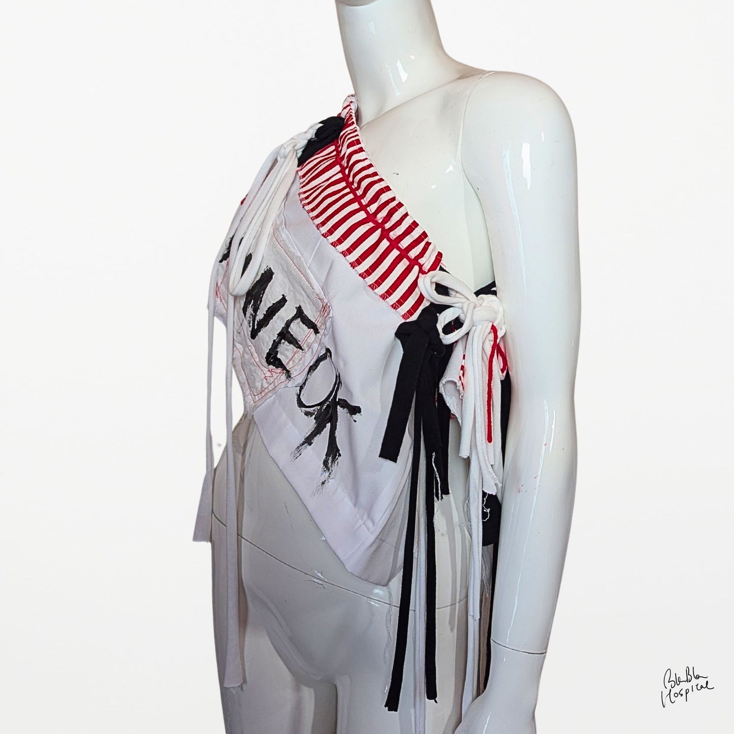 Nurse Wrap | Multi-Way Wearable Art Piece