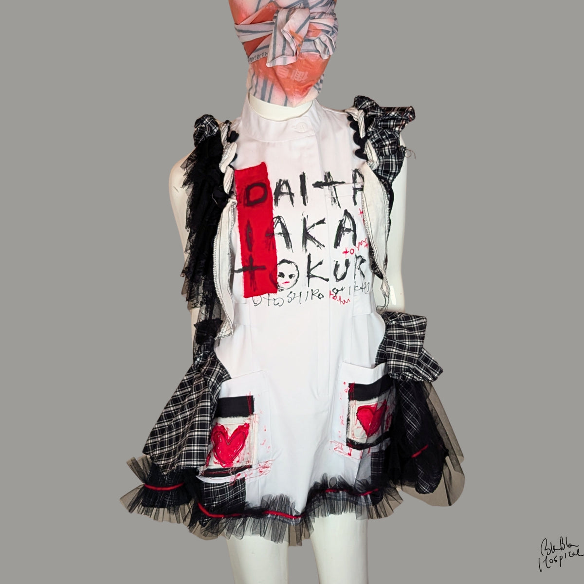 BLABLA Nurse | Black & White Check