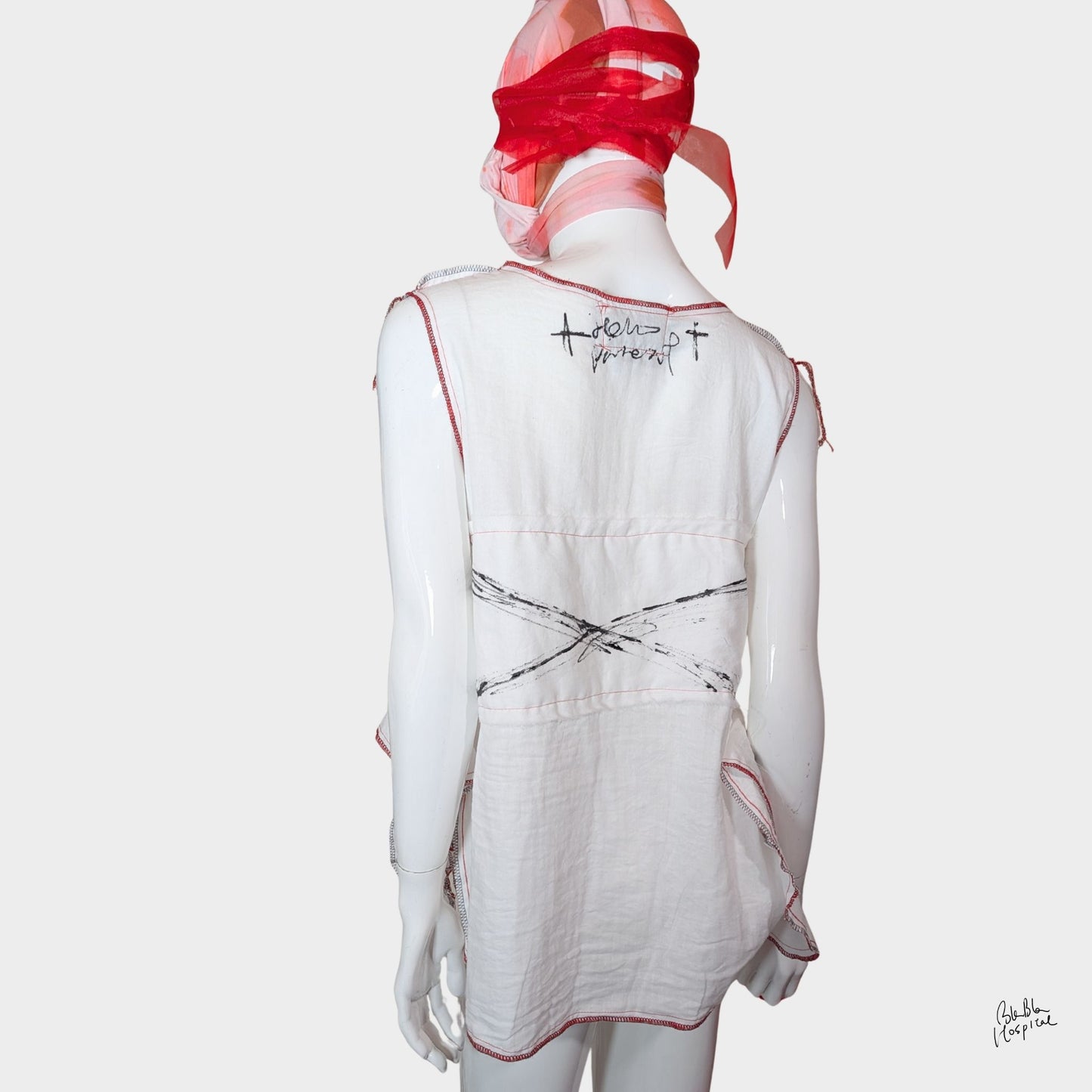 White Ward – No.03 |  Faces Double Gauze Sleeveless Top