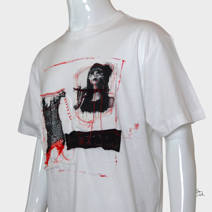 アートニットパッチデザイン　ホワイトTシャツ