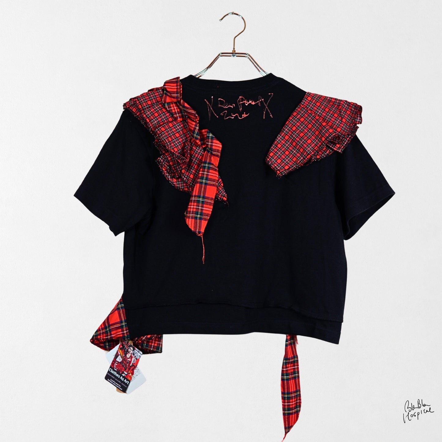 Heart No.001 | 赤黒記憶装置 シリーズ　– 黒 T-shirt