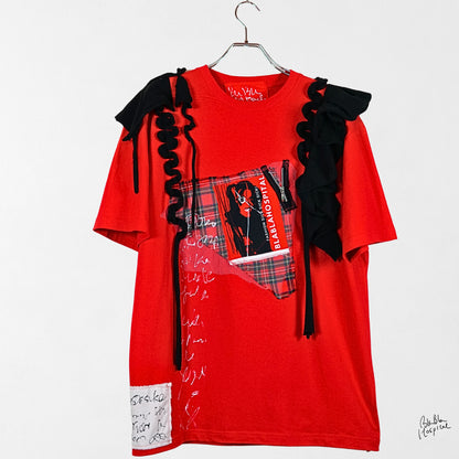 Heart No.003 | 白いメッセージ – オーバーサイズ　赤T-shirt