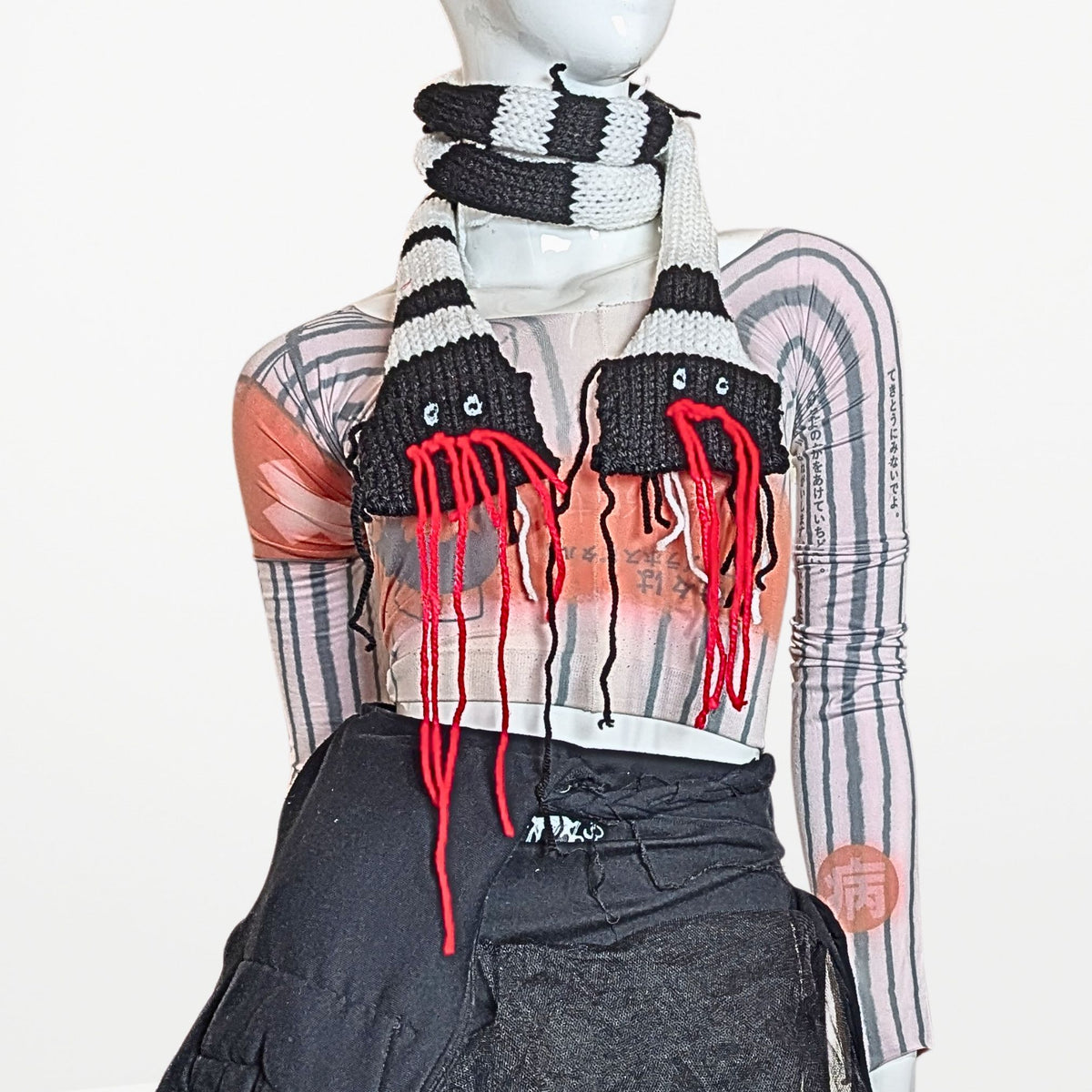 2 WAY SNAKE  – Narrow Scarf Black and White