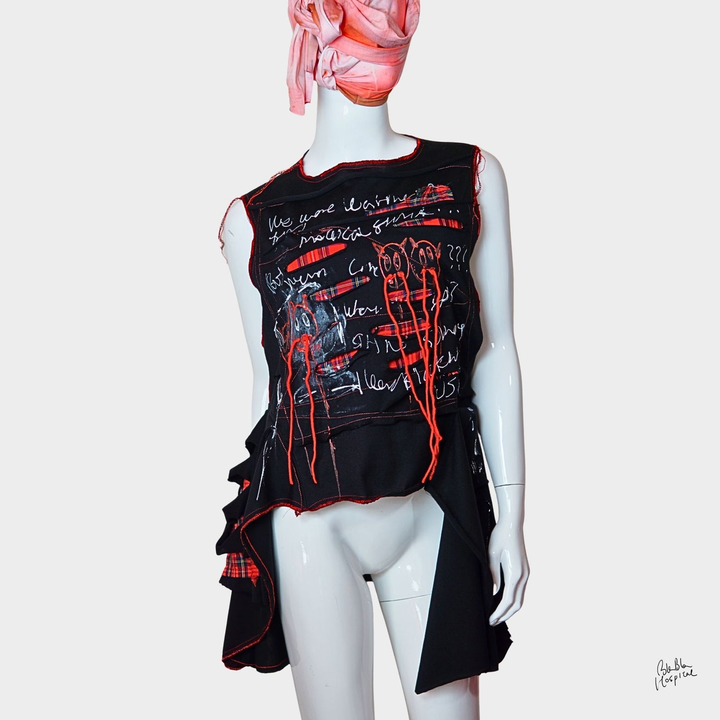 Twinmood – No.01b | スリーブレスブラックトップス